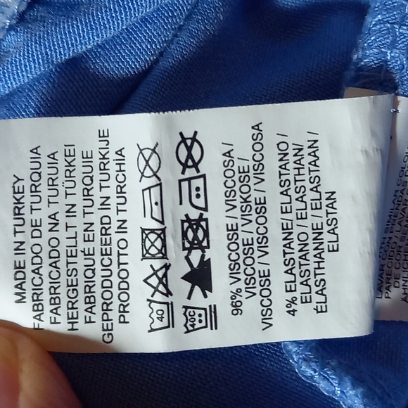 Size 8 Light Blue & White Floral Strappy Stretchy Jumpsuit - Picture 8 of 8